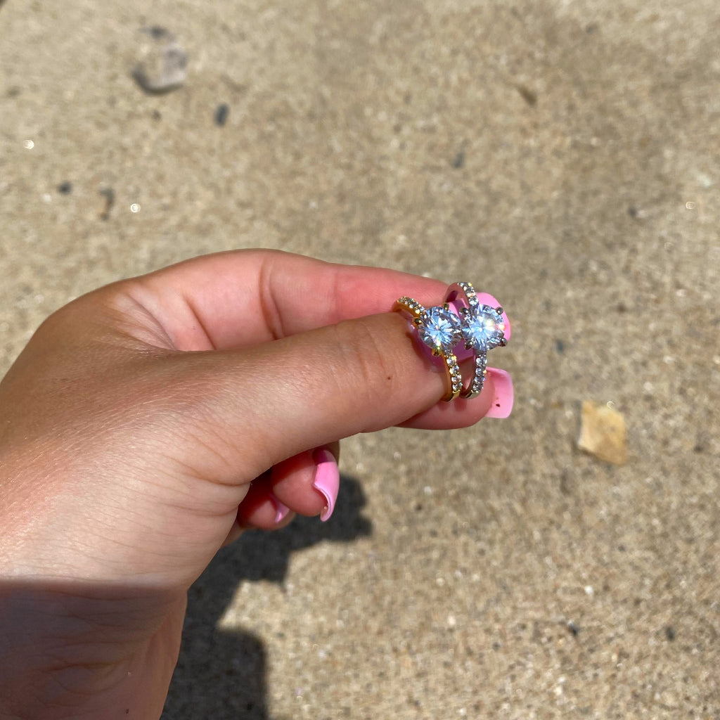 Solitaire ring