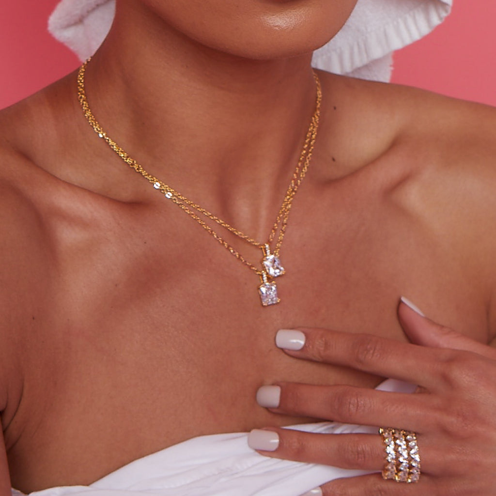 She’s so pretty necklace